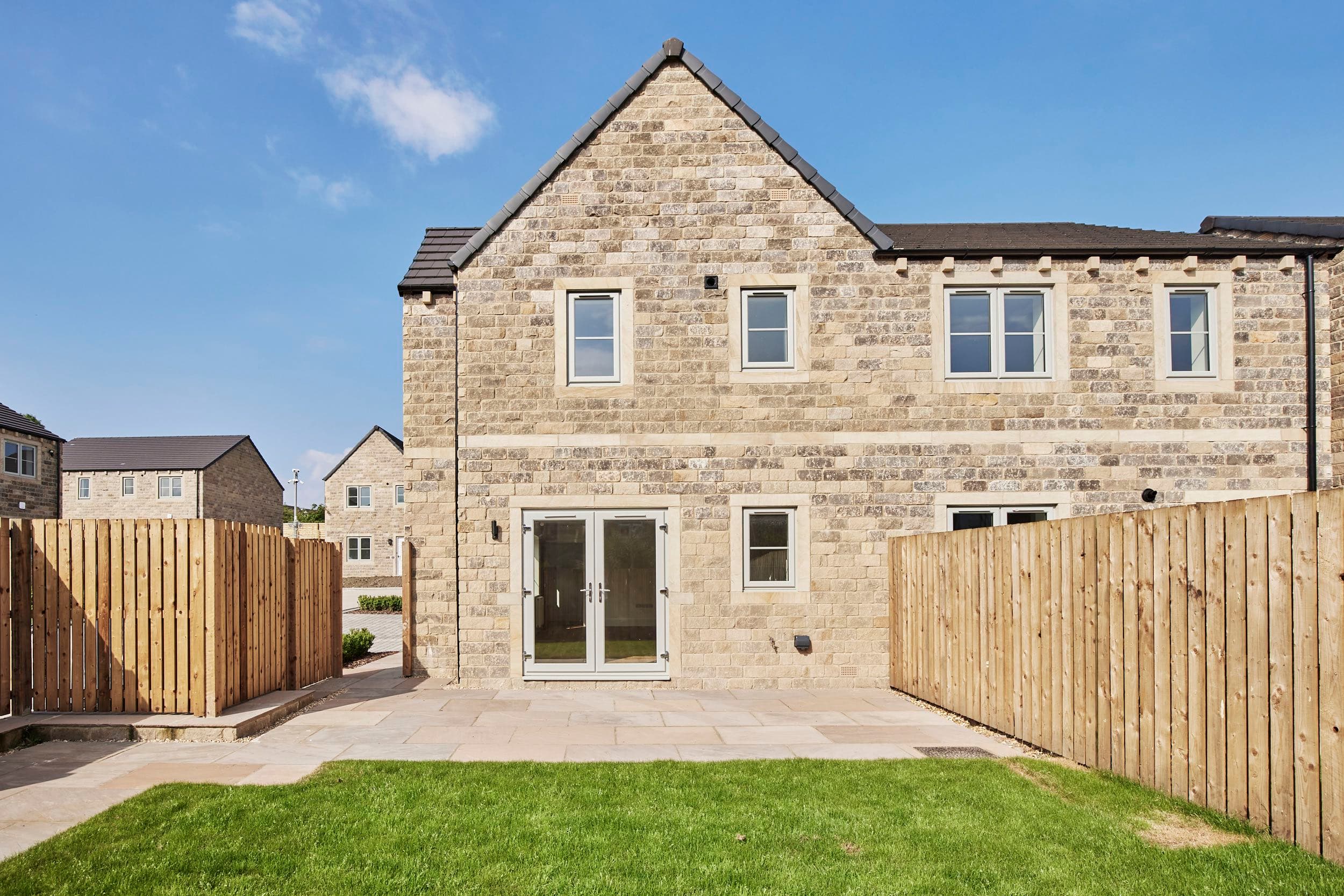 Read External Garden Example, Croft Mill Foulridge